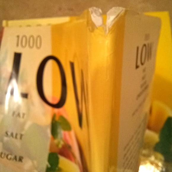 1000 Low Fat, Salt, Sugar, Cholesterol Cookbook - Picture 13 of 16